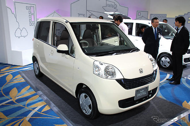 【ホンダ ライフ 新型発表】180cm+・90kg+…巨漢は乗せてもらうなら後席