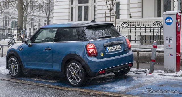 MINI クーパー SE 改良新型（参考）