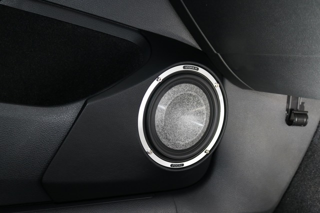 car audio newcomer! VW ゴルフ(オーナー:山野竜希さん) by custom&car Audio PARADA 前編