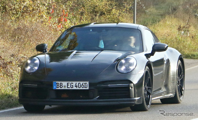 ポルシェ 911 スポーツクラシック(スクープ写真)