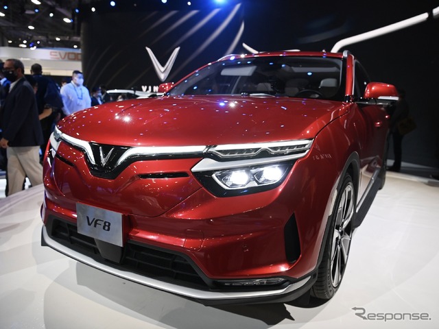 ビンファストVF8(CES 2022)