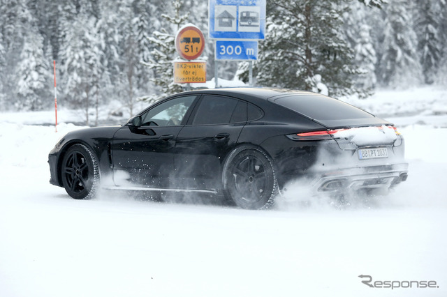 ポルシェ パナメーラ 謎のプロトタイプ(スクープ写真)