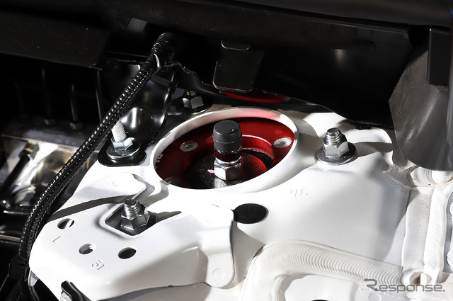 BLITZにて開発中のLEXUS NX