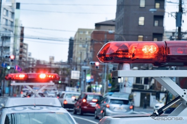 警察庁が2021年の交通事故統計を発表。死傷者数は減少したが…(写真はイメージ)