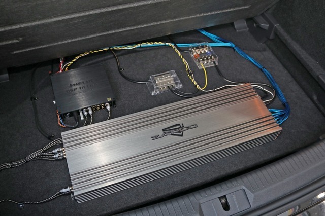 car audio newcomer! VW ゴルフ(オーナー:山野竜希さん) by custom&car Audio PARADA 後編