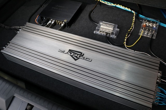 car audio newcomer! VW ゴルフ(オーナー:山野竜希さん) by custom&car Audio PARADA 後編