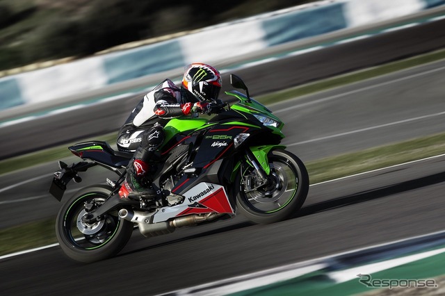 Ninja ZX-25R SE KRT EDITION イメージ