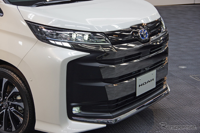 トヨタ ノア 新型(エアロモデル)