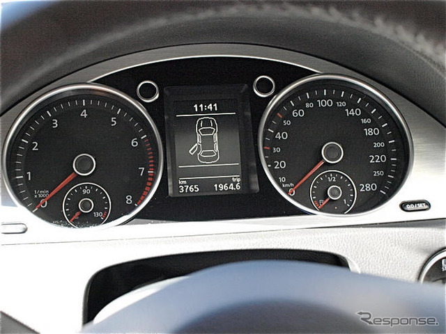【VW パサートCC 日本発表】地デジ対応カーナビを標準装着