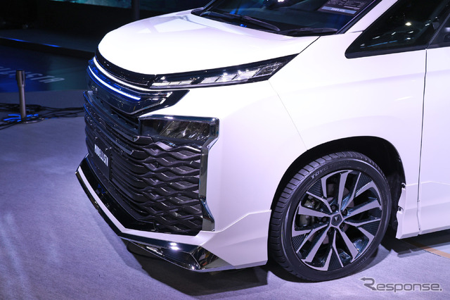 トヨタ ヴォクシー モデリスタ(東京オートサロン2022)