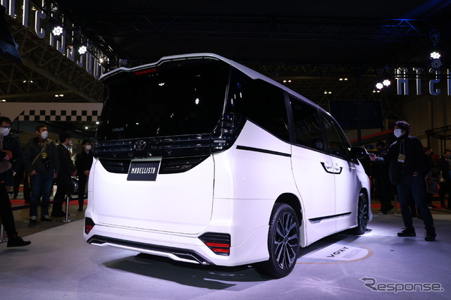 トヨタ ヴォクシー モデリスタ(東京オートサロン2022)