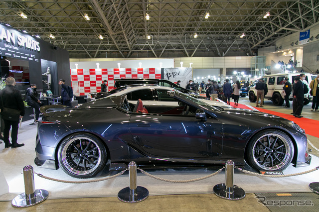 ARTISAN SPIRITS：GR 86のエアロパーツやハリアー、レクサスカスタムカーを展示…東京オートサロン2022
