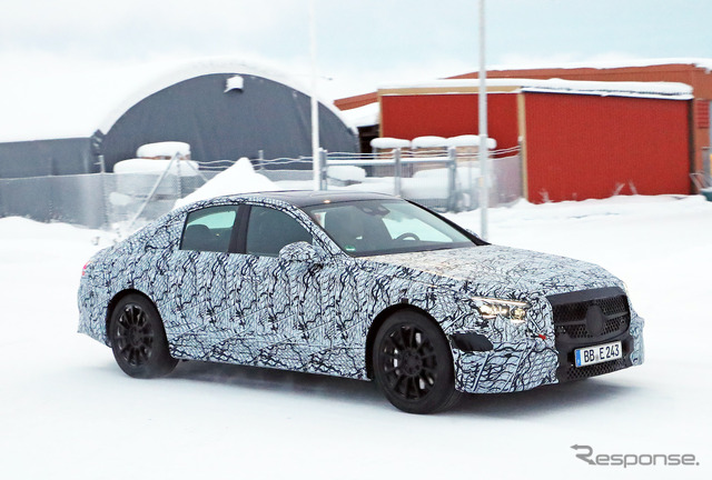 メルセデスベンツ Eクラス 次期型プロトタイプ(スクープ写真)