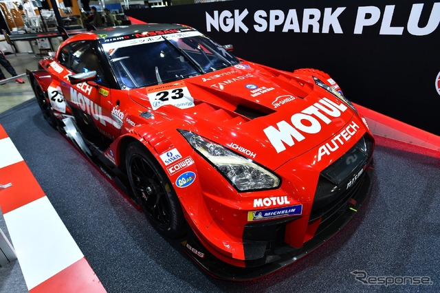 NGK(日本特殊陶業)/ 東京オートサロン2022