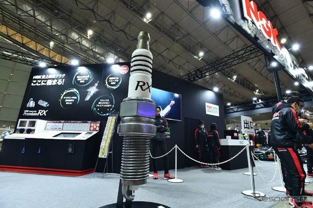 NGK(日本特殊陶業)/ 東京オートサロン2022