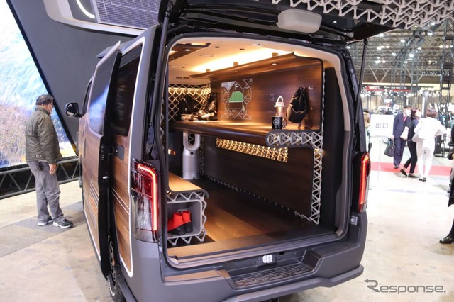 日産 CARAVAN MOUNTAIN BASE CONCEPT(東京オートサロン2022)