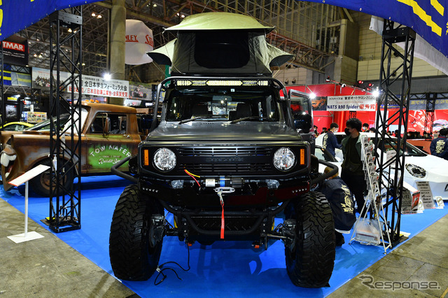 NATS自動車大学校の学生が制作した5ドアのジムニー『NATS JIMNY kimun kamy』(東京オートサロン2022)
