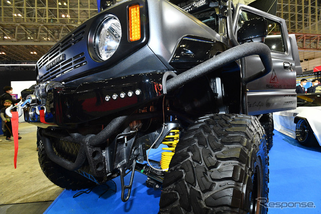 NATS自動車大学校の学生が制作した5ドアのジムニー『NATS JIMNY kimun kamy』(東京オートサロン2022)