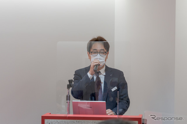 上席執行役員広報部長 進浩氏が登壇。