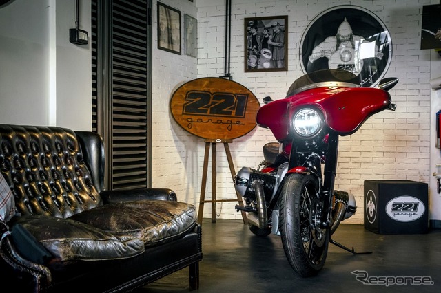 BMW R18 オーロラ