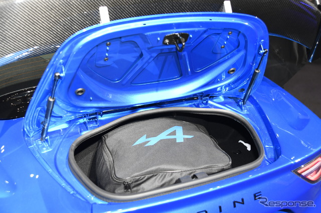 アルピーヌ A110S 改良新型(東京オートサロン2022)