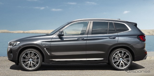 BMW X3 改良新型のPHV「xDrive30e」