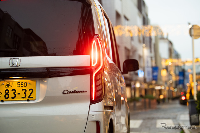 Honda N-BOX Custom STYLE+ BLACK