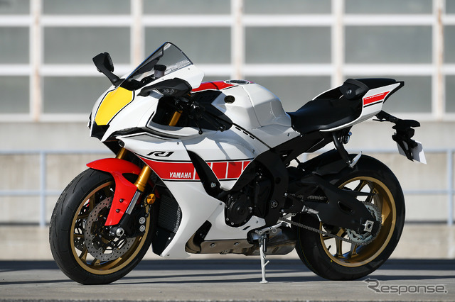 ヤマハ YZF-R1 WGP 60th Anniversary