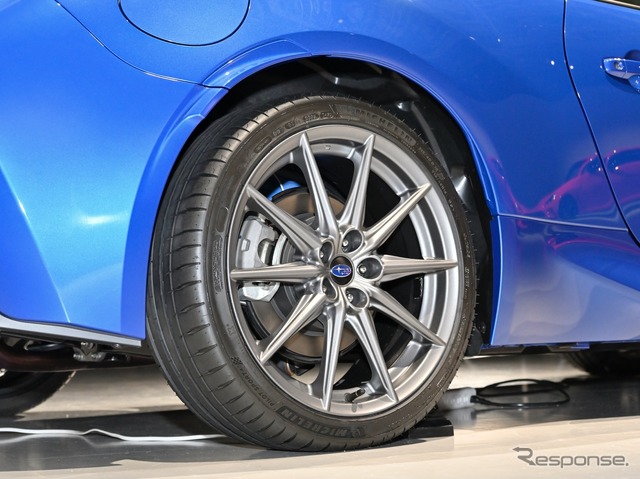 ミシュラン・パイロットスポーツ4 / スバルBRZ
