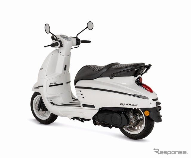 ジャンゴ 125 ABS(ミルキーホワイト)