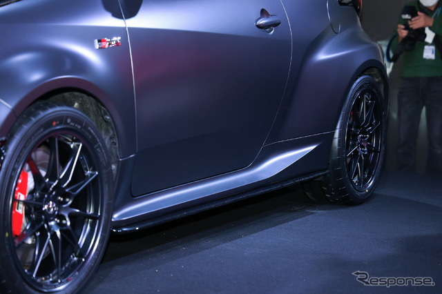 GRMNヤリス サーキットパッケージ(東京オートサロン2022)