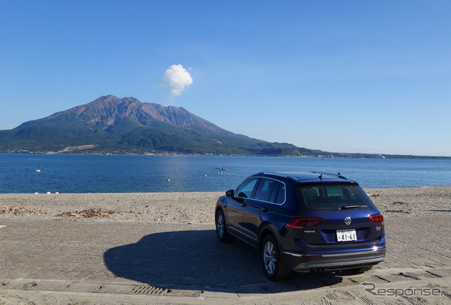 改良前ティグアンのリアビュー。鹿児島市の磯海水浴場にて。