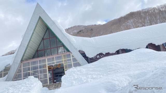 雪の土合駅（イメージ）