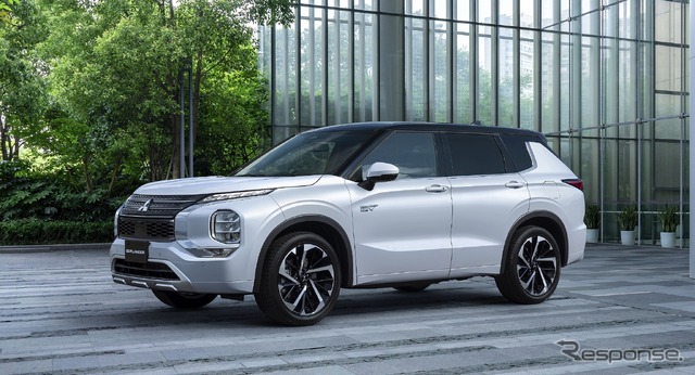 三菱 アウトランダーPHEV