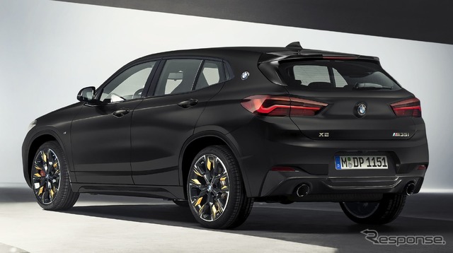 BMW X2 の「エディション・ゴールドプレイ」
