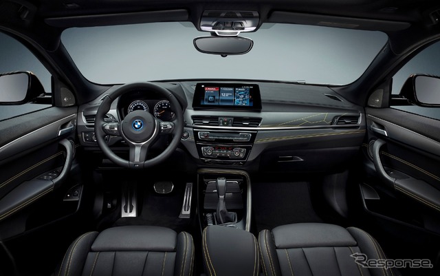 BMW X2 の「エディション・ゴールドプレイ」