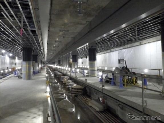 相鉄、東急双方の新横浜線が交わる新横浜駅