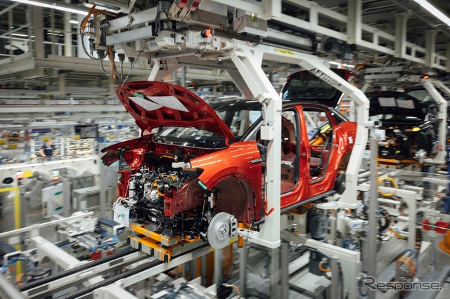 フォルクスワーゲンのドイツ・ツヴィッカウ工場で生産を開始した ID.5 GTX