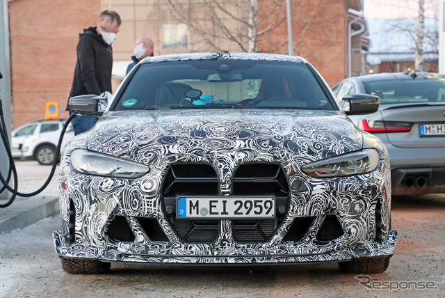 BMW M4 CSL 開発車両(スクープ写真)