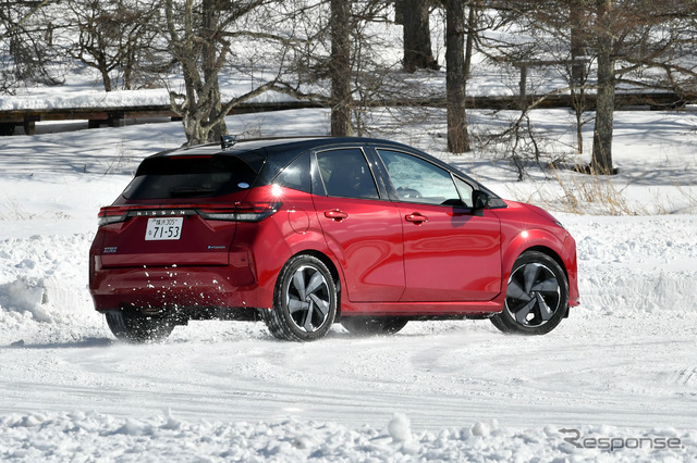 日産 e-POWER 4WD 試乗 ノート AURA 2WD
