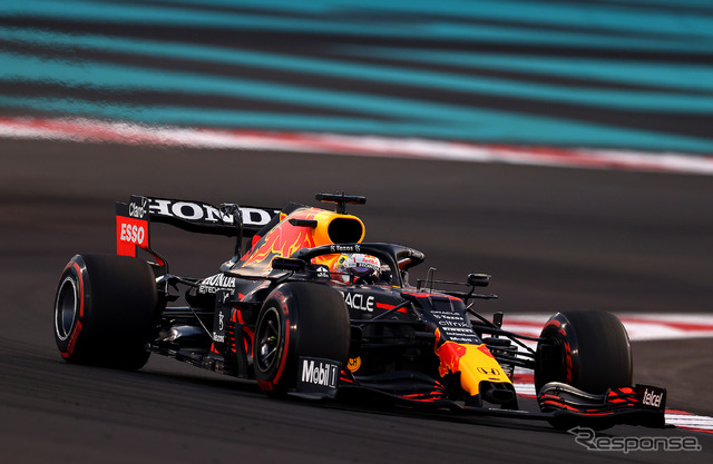 2021年のレッドブルRB16B(#33 マックス・フェルスタッペン)。