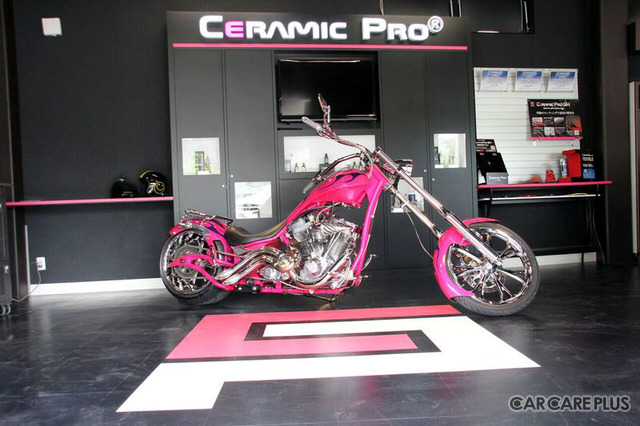 バイクコーティングの施工も受け付けている