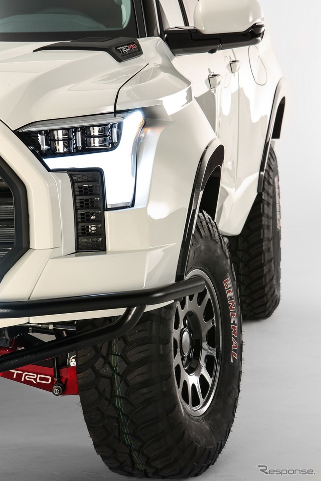 トヨタ TRD デザート・チェイス・タンドラ