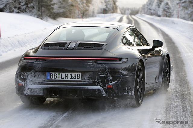 ポルシェ 911 改良新型プロトタイプ（スクープ写真）