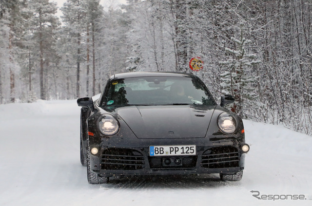 ポルシェ 911 改良新型プロトタイプ(スクープ写真)