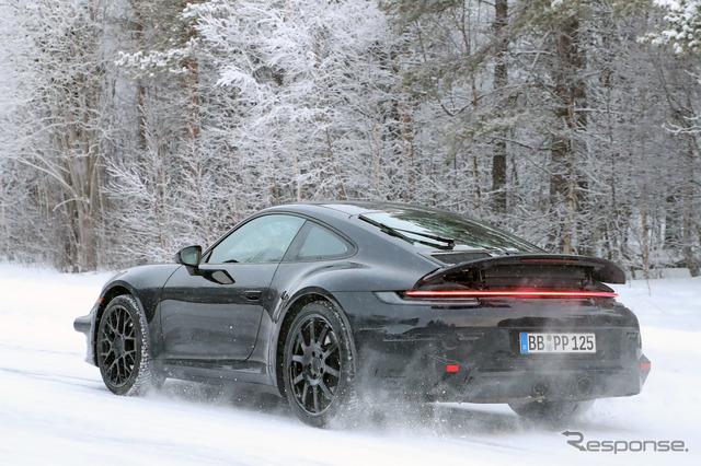 ポルシェ 911 改良新型プロトタイプ(スクープ写真)
