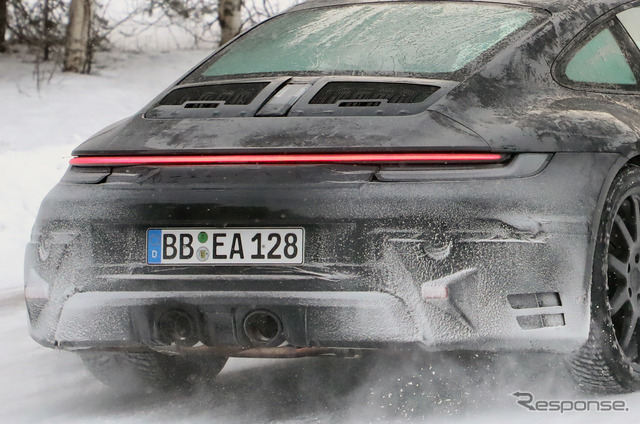 ポルシェ 911 改良新型プロトタイプ(スクープ写真)