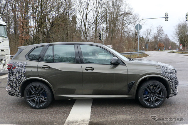 BMW X5M 改良新型プロトタイプ(スクープ写真)