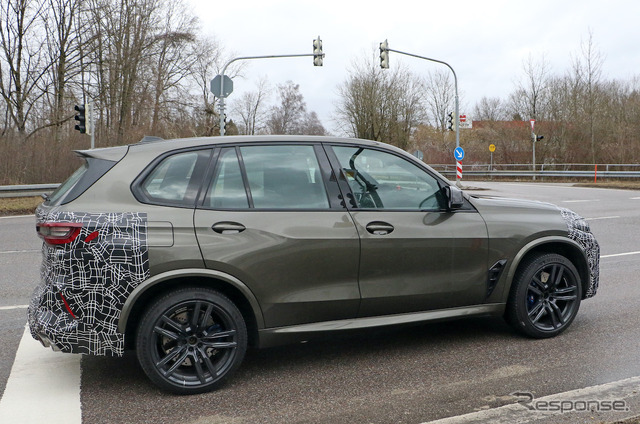 BMW X5M 改良新型プロトタイプ(スクープ写真)