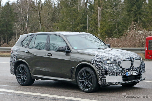 BMW X5M 改良新型プロトタイプ(スクープ写真)
